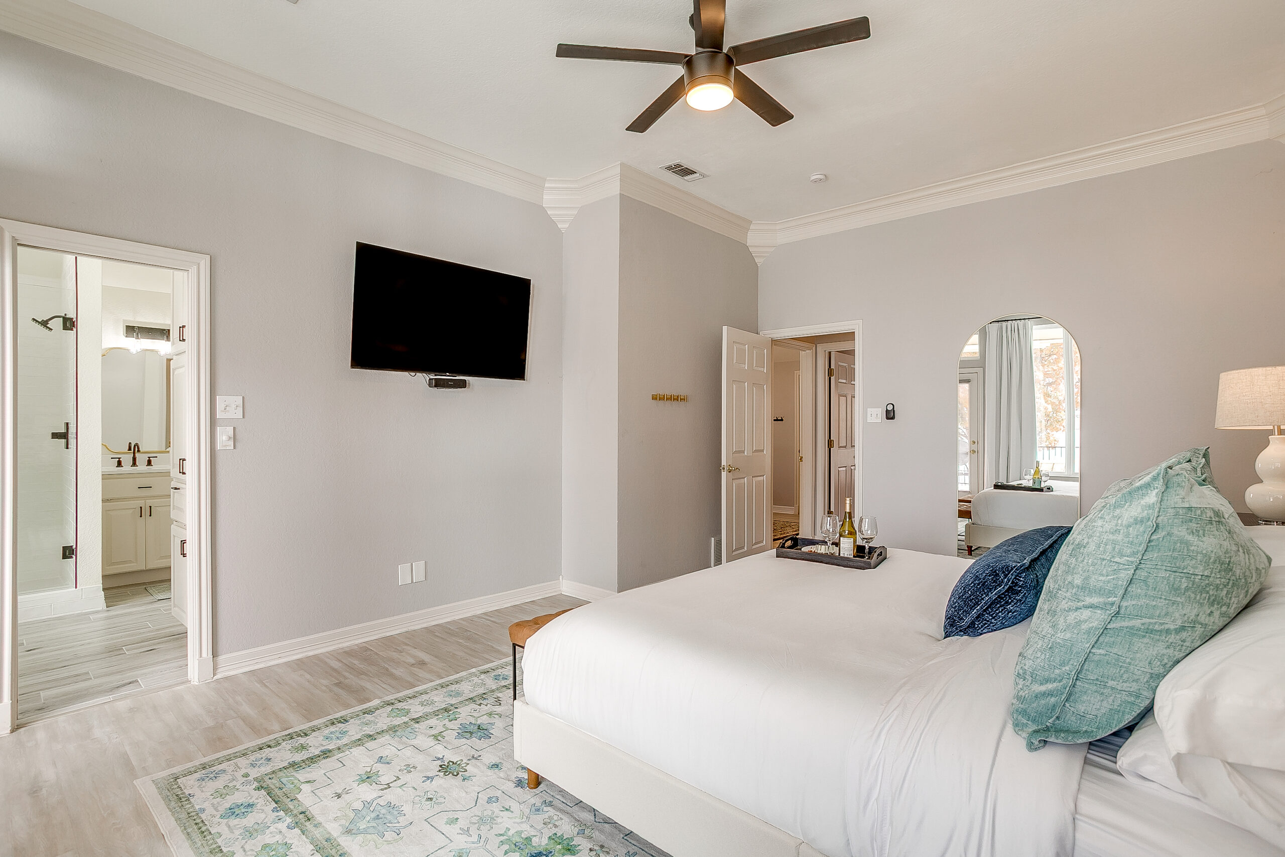 3917 Buena Vista Cir (30 of 82)