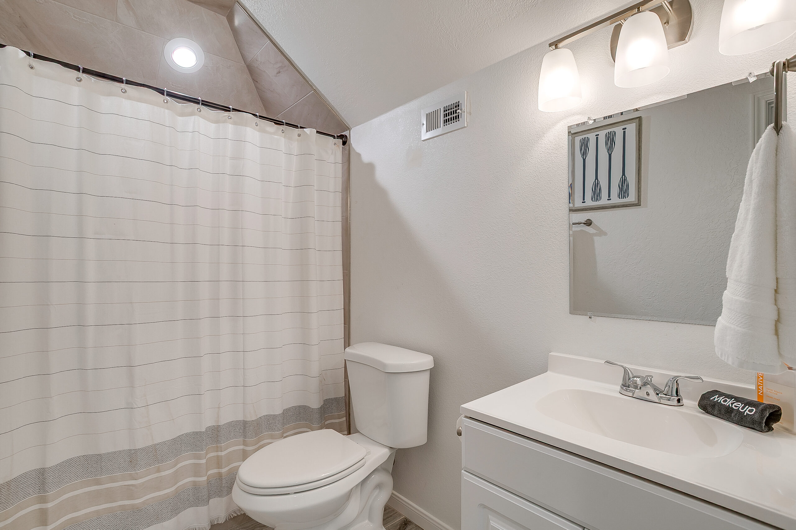 3917 Buena Vista Cir (51 of 82)