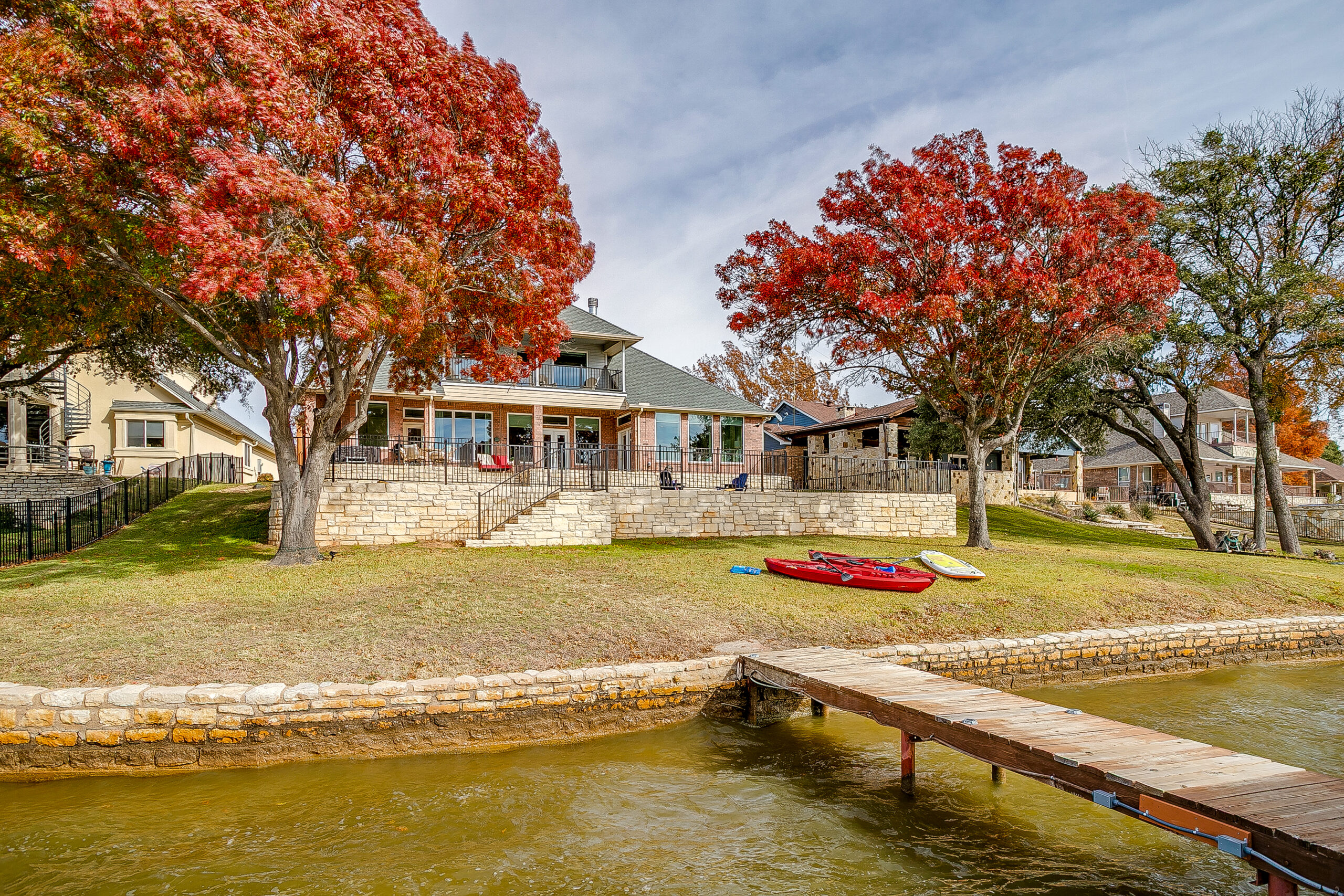 3917 Buena Vista Cir (67 of 82)