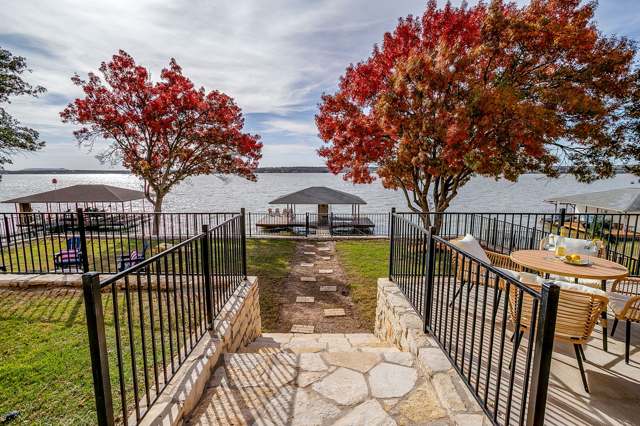 large-019b38c2-fbfc-73a7-a2c2-90cea2cd3267